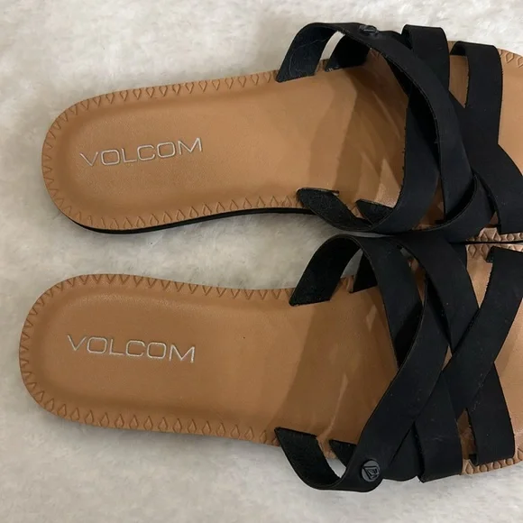 Volcom sandals - Picture 2 of 4